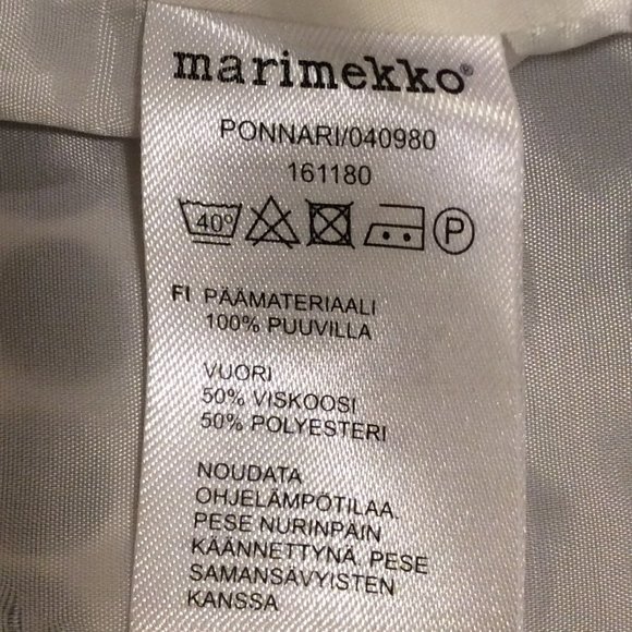 Ponnari Dress - Picture 11 of 16